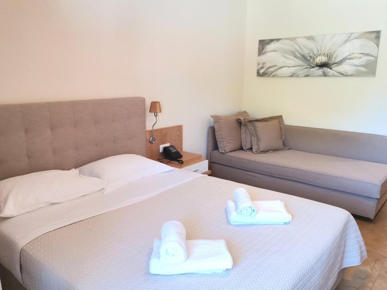 Artemis Plaza Aparthotel Agia Paraskevi  Exterior photo