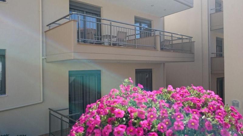 Artemis Plaza Aparthotel Agia Paraskevi  Exterior photo