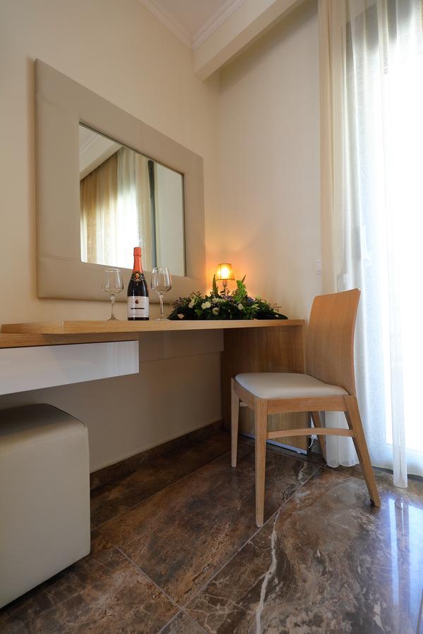 Artemis Plaza Aparthotel Agia Paraskevi  Exterior photo