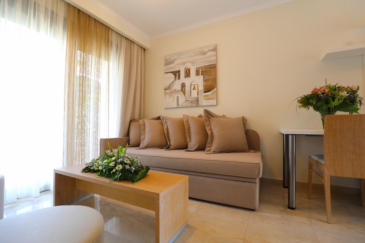 Artemis Plaza Aparthotel Agia Paraskevi  Exterior photo