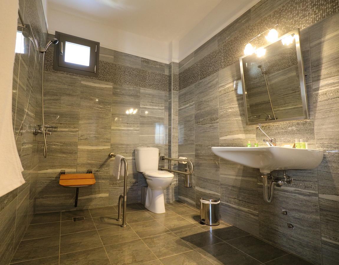 Artemis Plaza Aparthotel Agia Paraskevi  Exterior photo