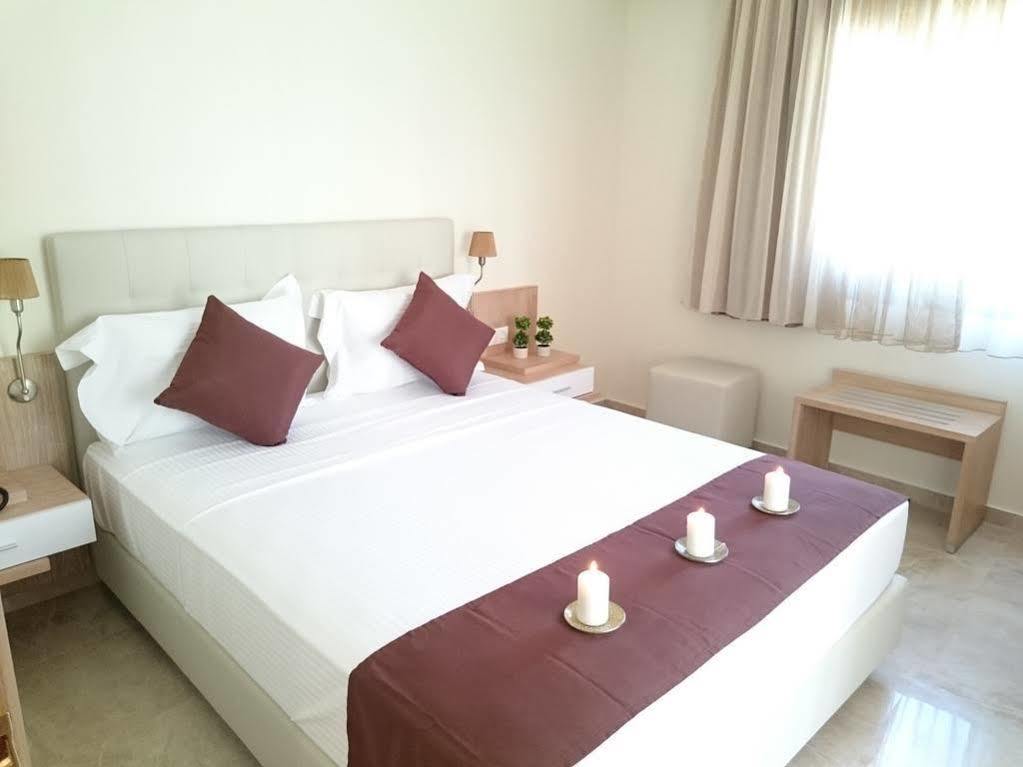 Artemis Plaza Aparthotel Agia Paraskevi  Exterior photo
